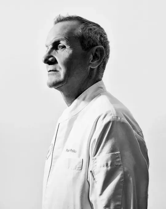 Plaza Invites – Paul Pollux