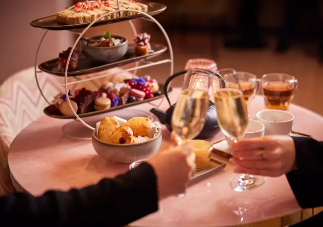 Nachmittagstee im Hotel Lelystad