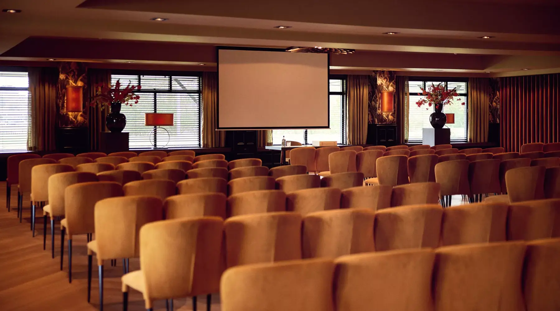 Theateropstelling vergaderzaal