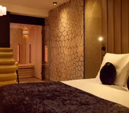 Honey Suite