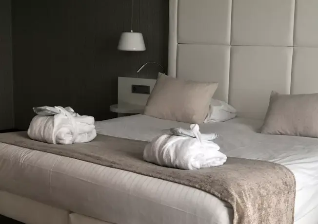 Suite kamer Veenedaal bed