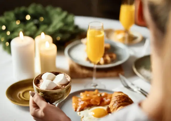 Kerstbrunch op tafel