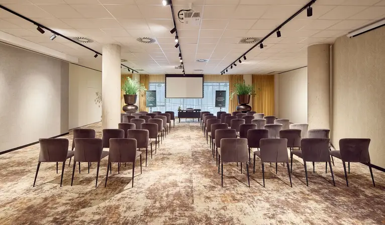 Theateropstelling tot 120 personen in Van der Valk Hotel Gent