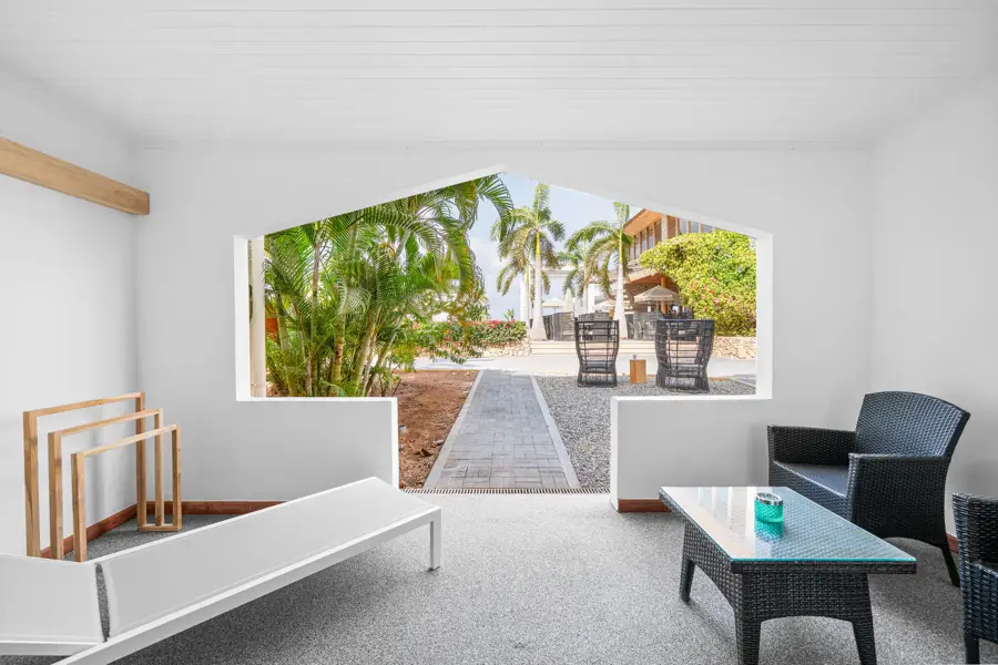 King Pool Suite - Plaza Beach Resort Bonaire