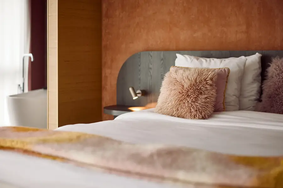 Pink & Golden suite
