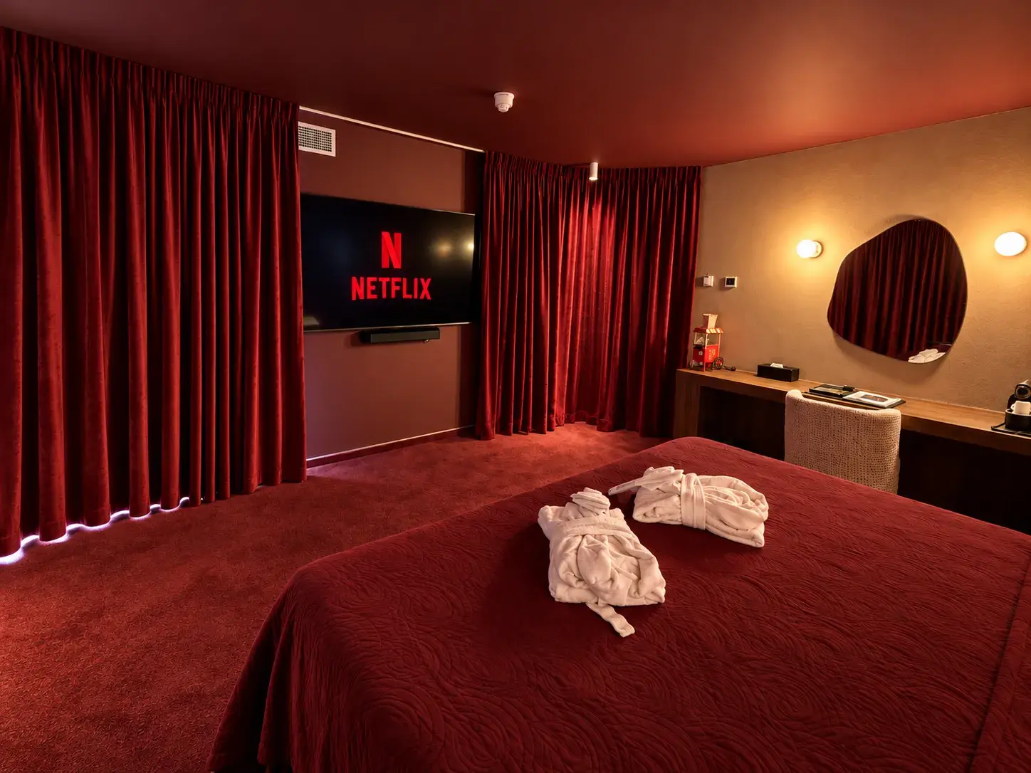 Cinema rouge suite