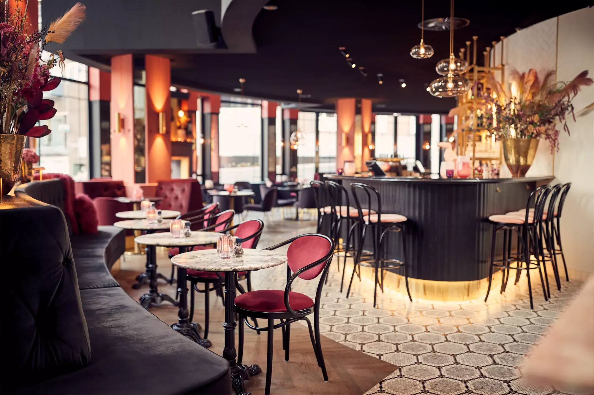 bar hotel oranjerie
