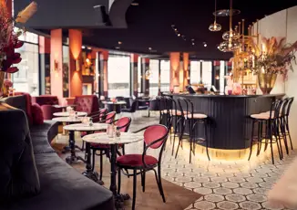 bar hotel oranjerie