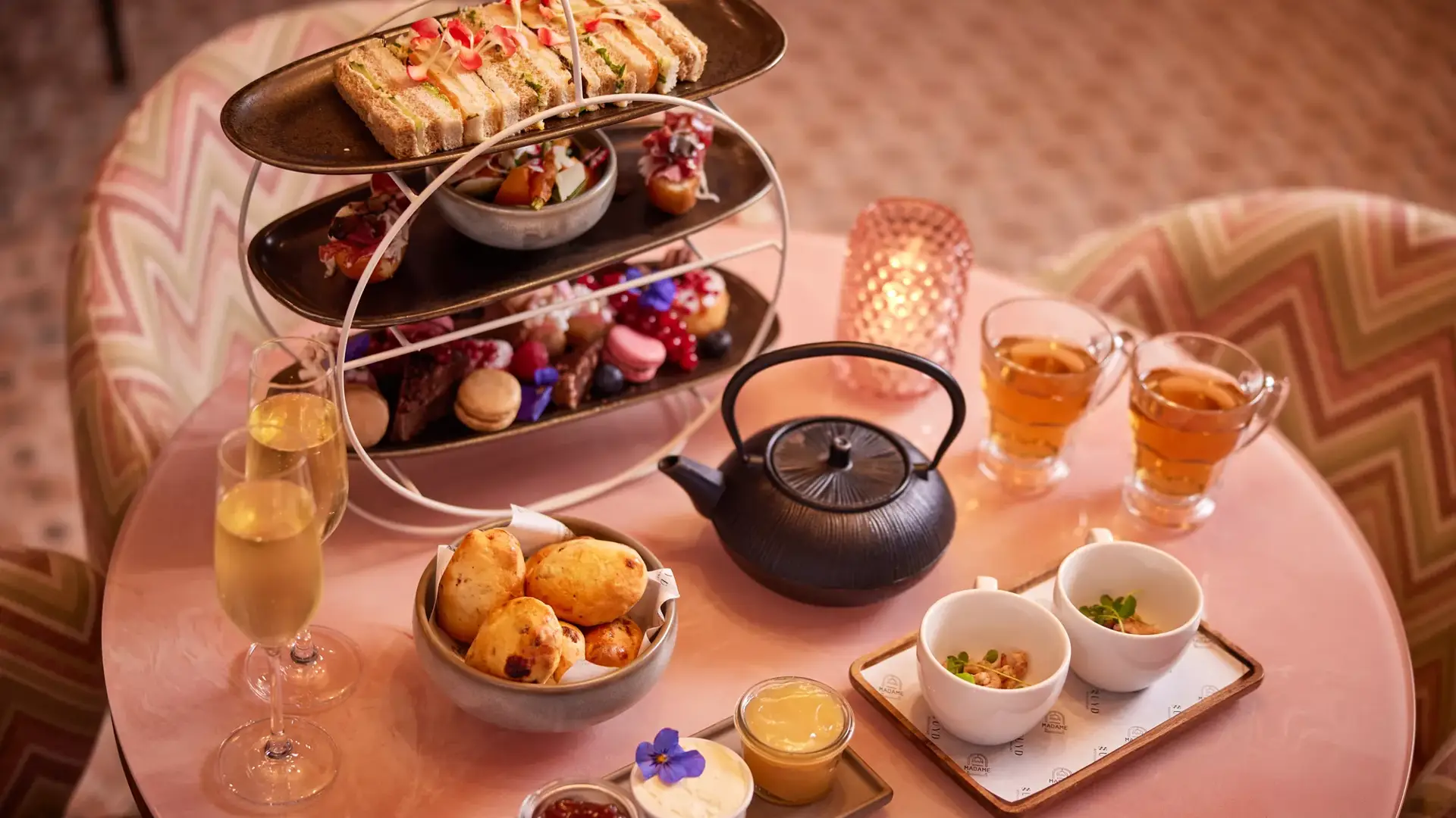 High tea bij Hotel Lelystad