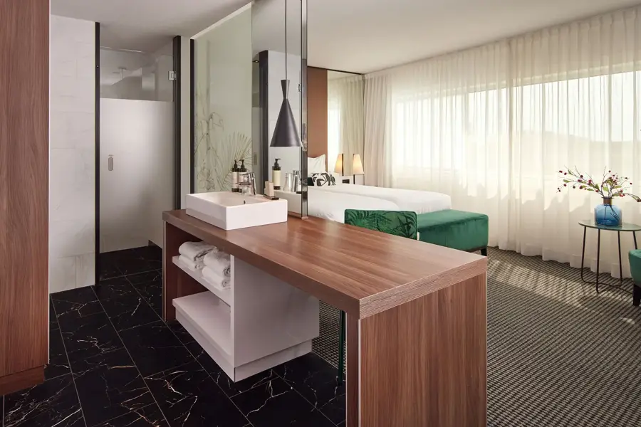 Comfort room