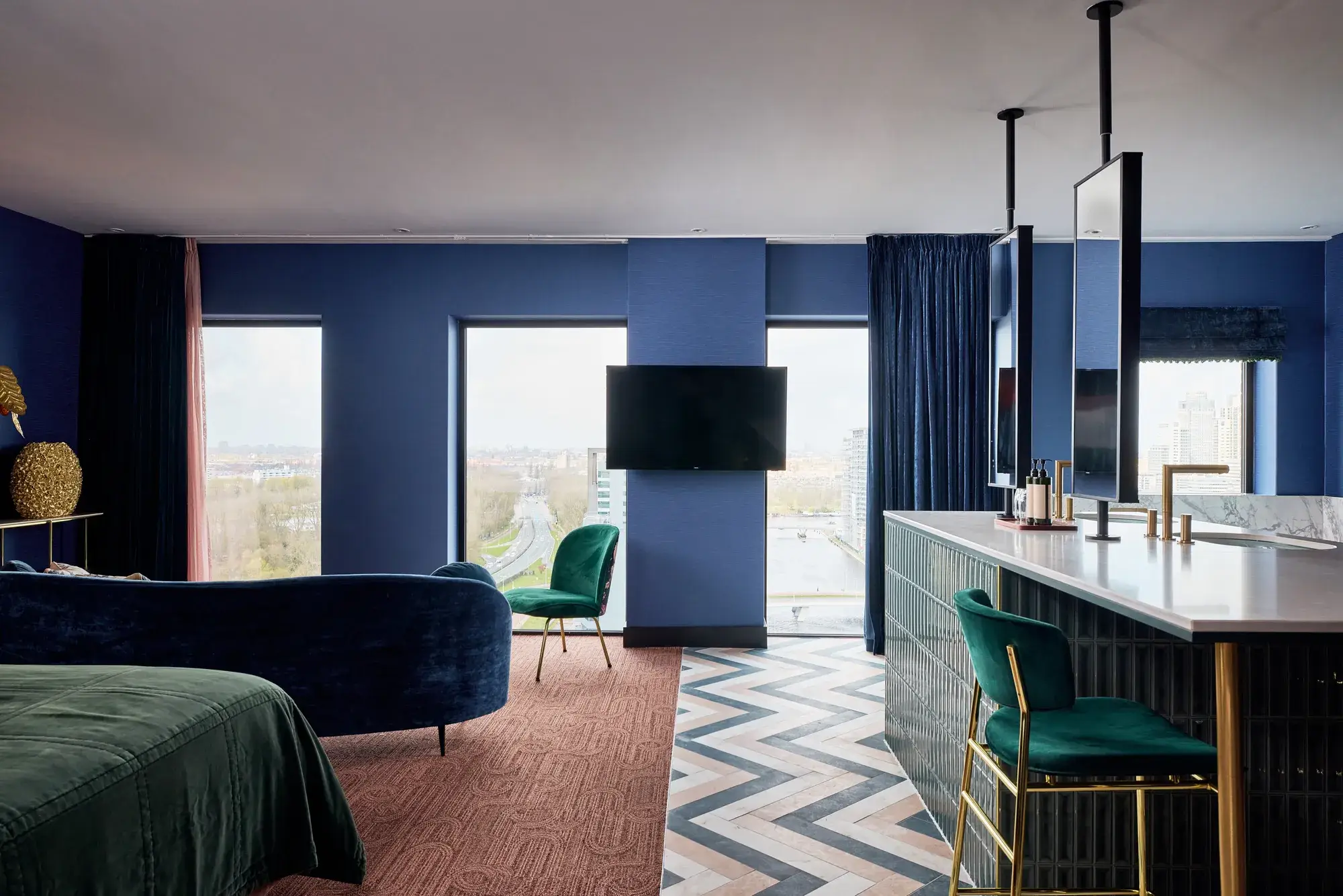 Suite Penthouse Nord avec espace ouvert et vue