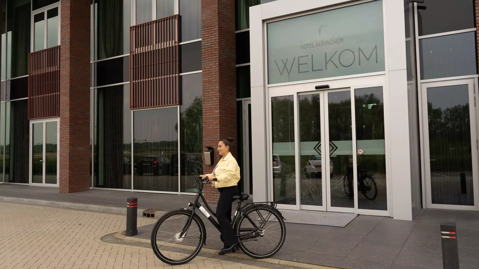 Rent bicycles at Van der Valk Hotel Gorinchem-A15
