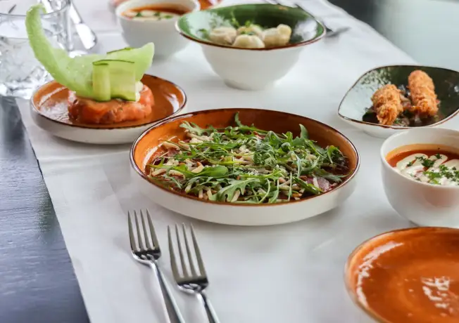 Koppel in Sixx Skybar