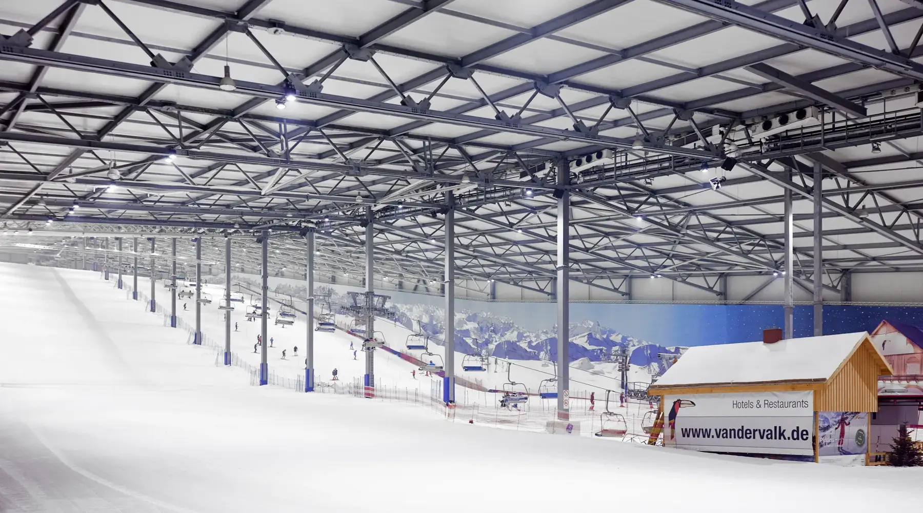 Indoor ski hall at Hotel Hamburg-Wittenburg