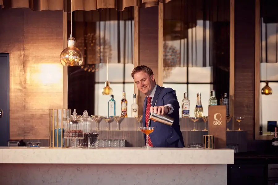 Bar