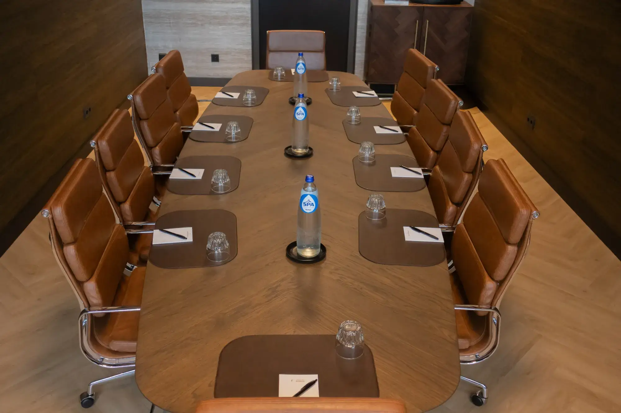 Boardroom Van der Valk Hotel Ridderkerk