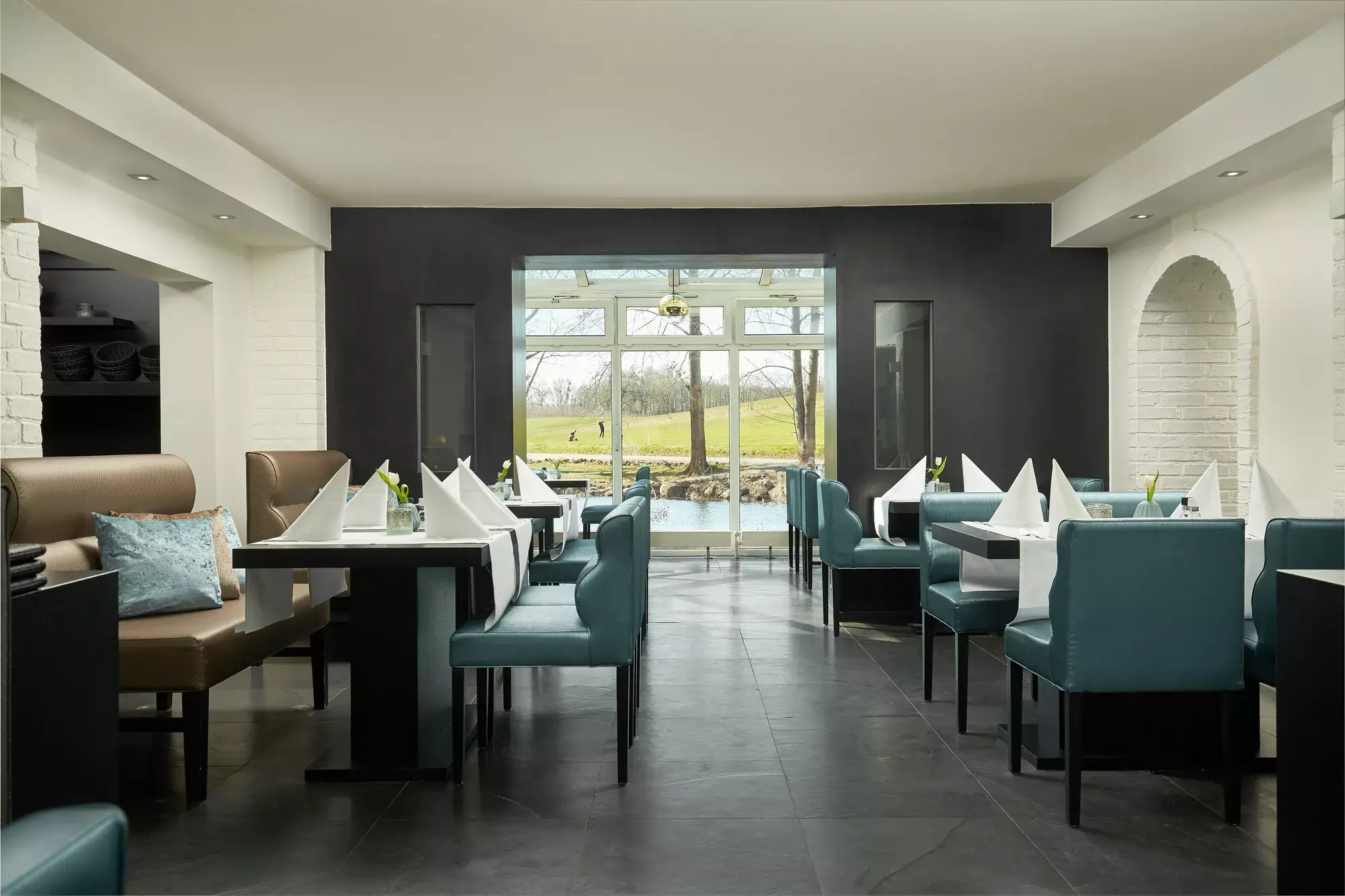 Restaurant, Van der Valk Golfhotel Serrahn