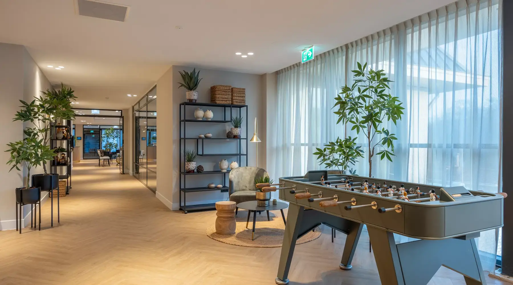 entree_meeting_room
