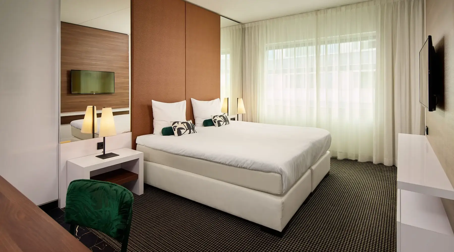 Economy room