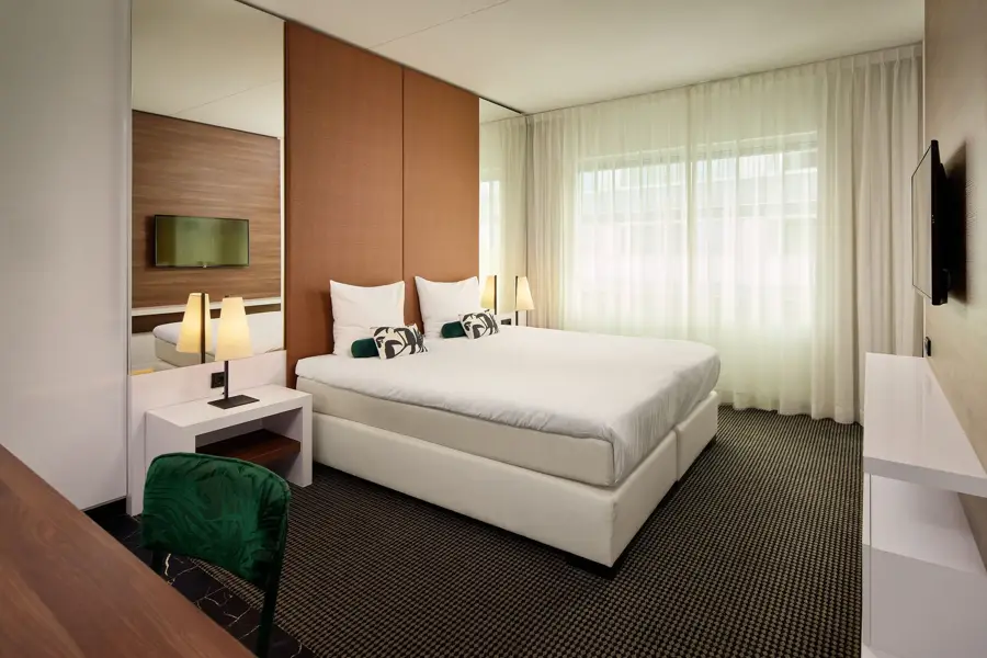 Economy room