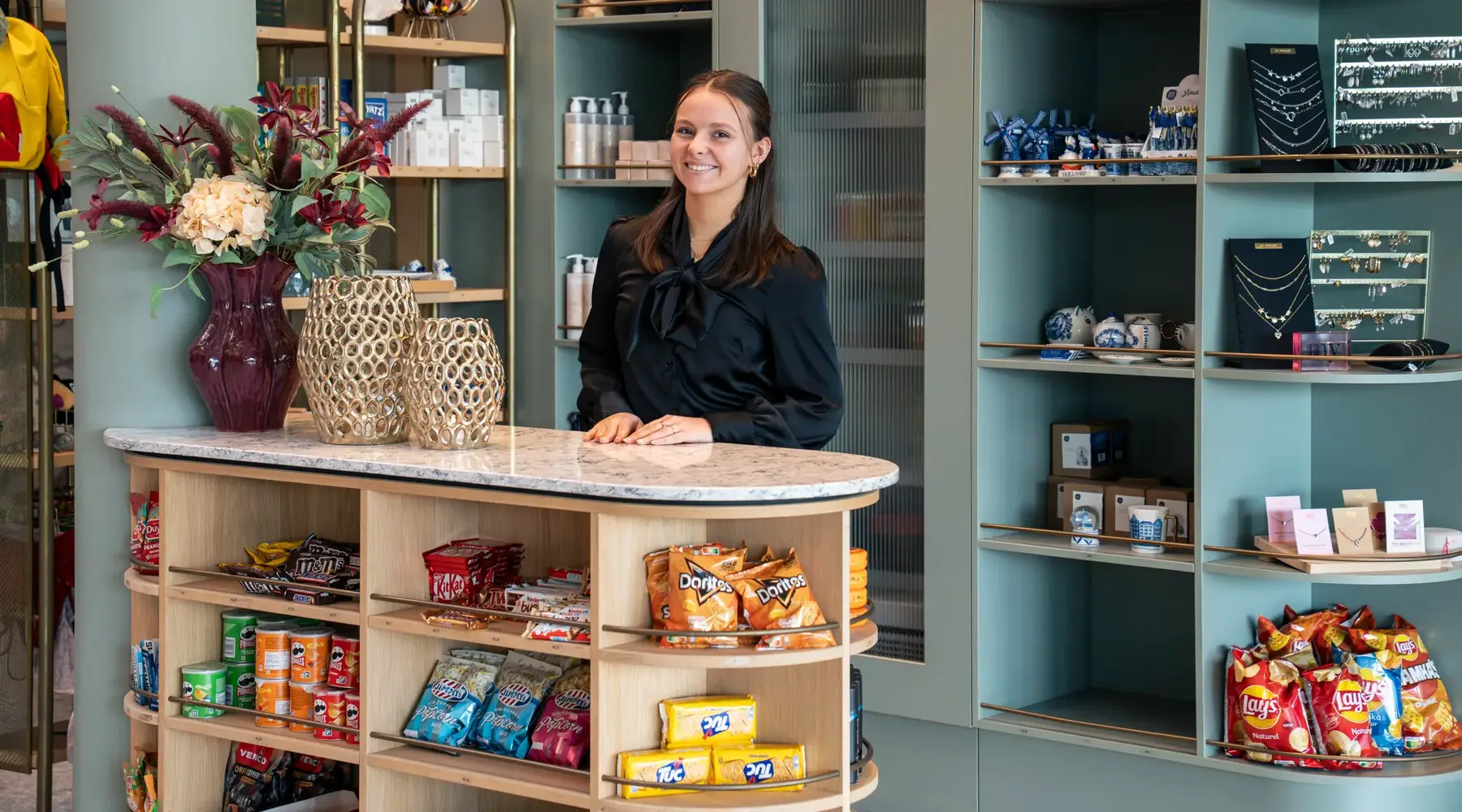 Hotel shop Moes de Pom