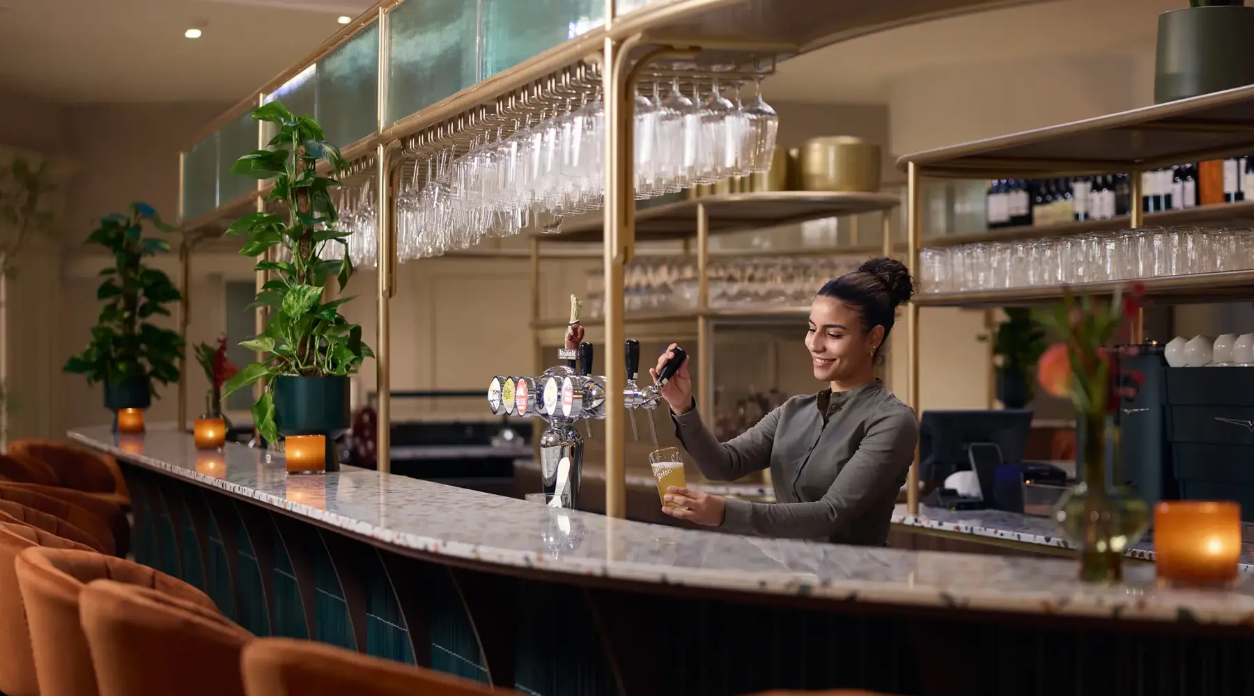 bar