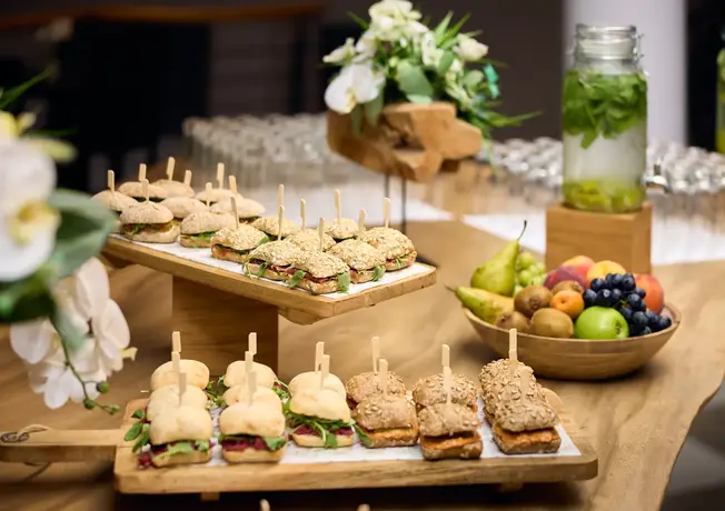 petits pains sandwiches Van der Valk Charleroi 