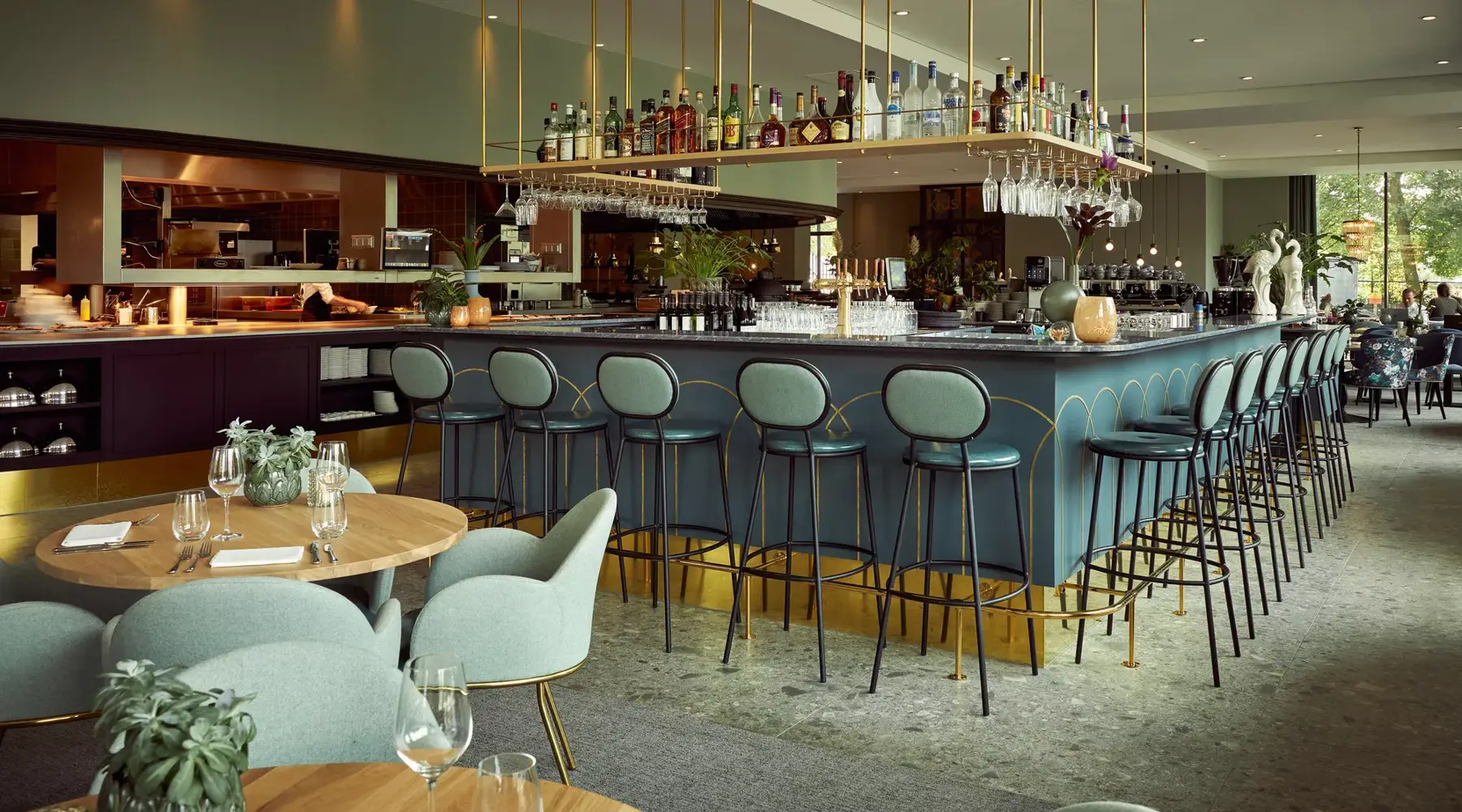 De bar van Van der Valk Hotel Venlo