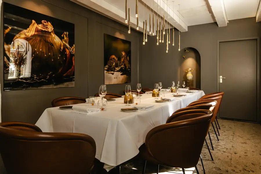 Gedekte tafel in De Gieser Wildeman