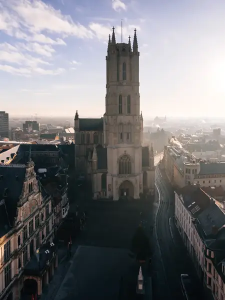 Die Sint-Baafskathedrale im Zentrum von Gent