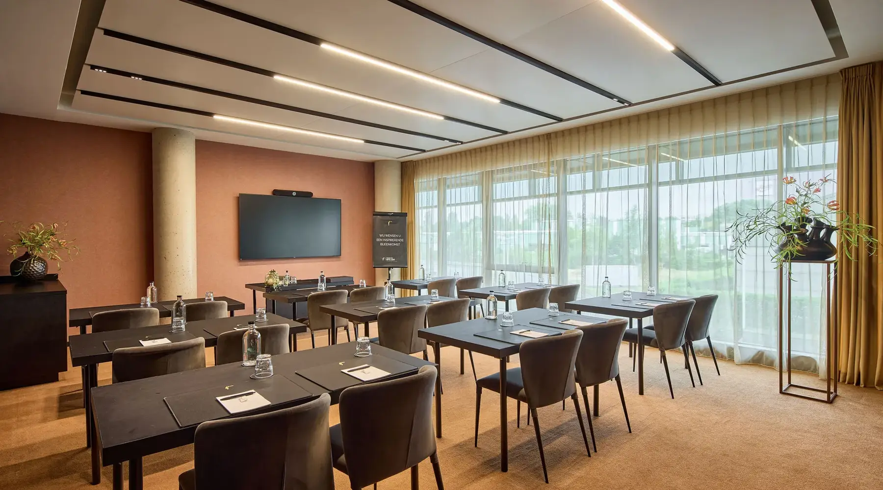 schoolopstelling tot 20 personen voor opleidingen en workshops in Gent