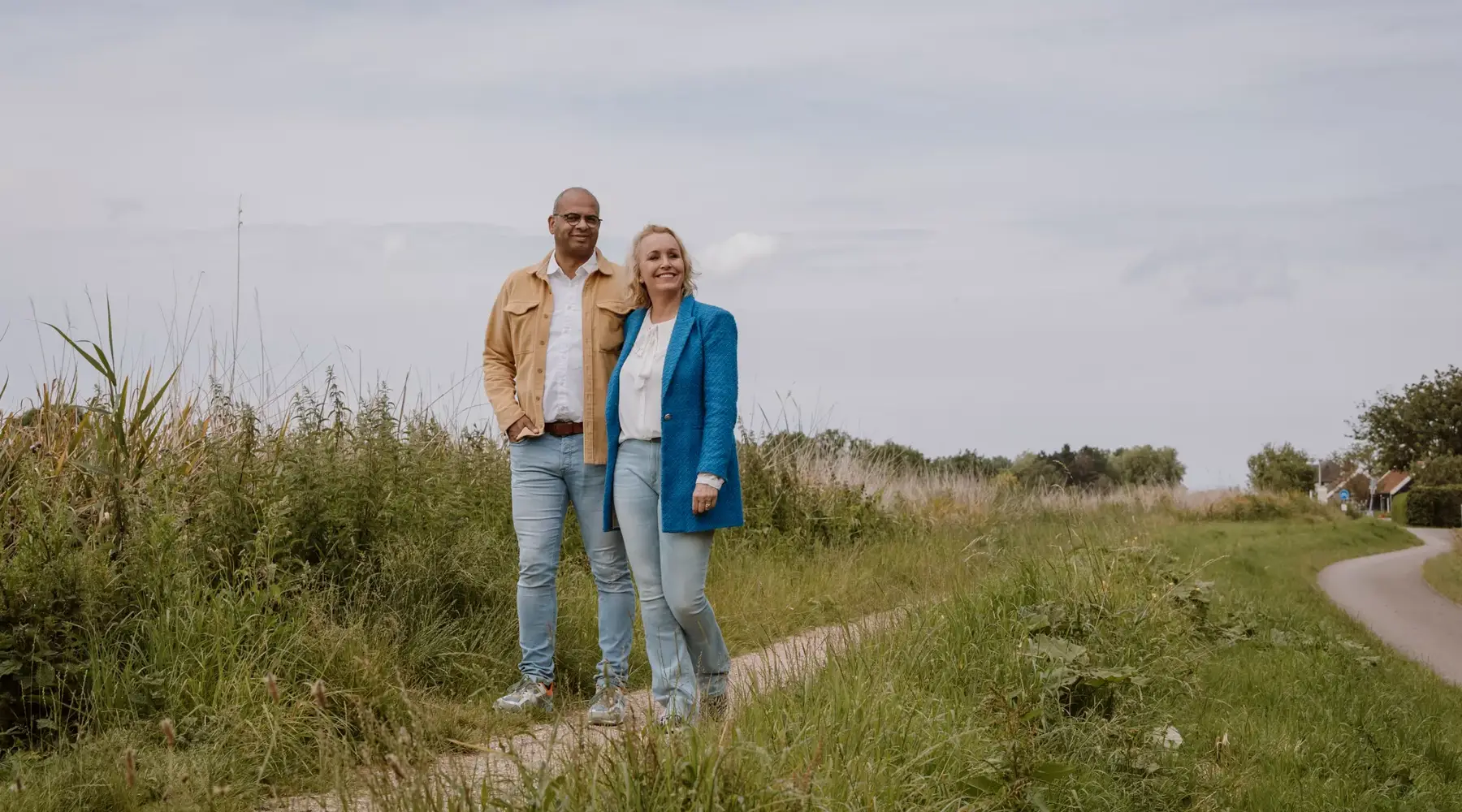 Stel is walking in a nature reserve.