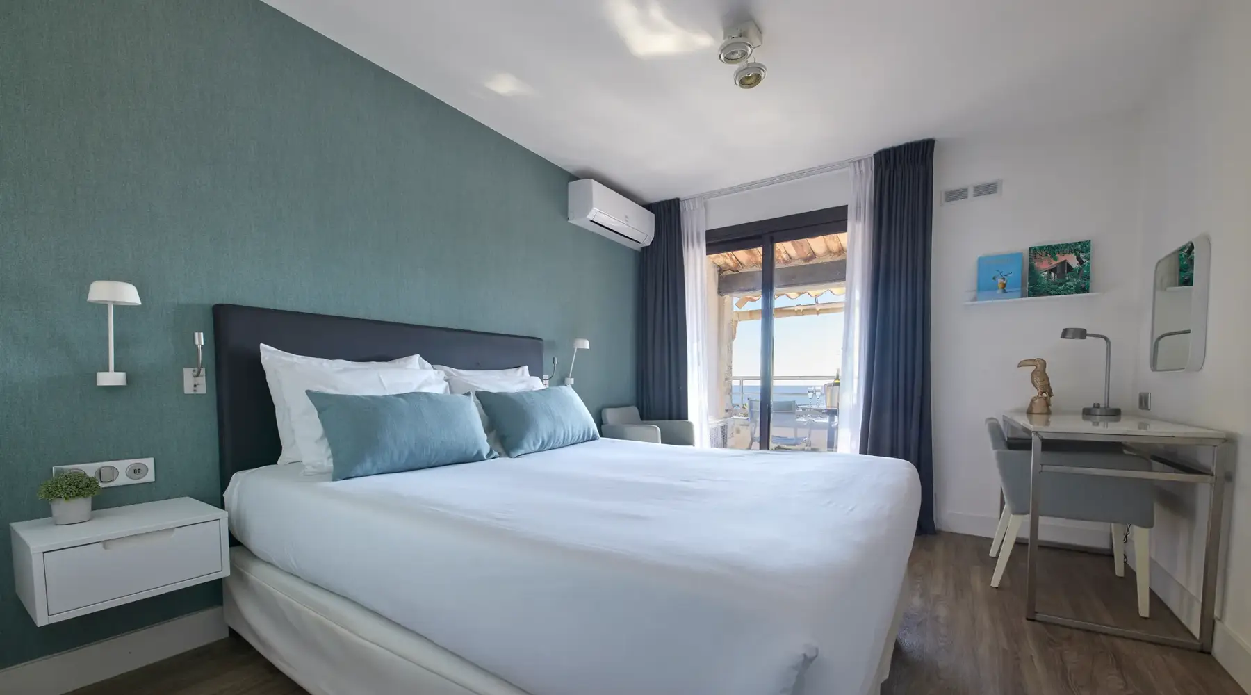 Comfort room seaview with balcony