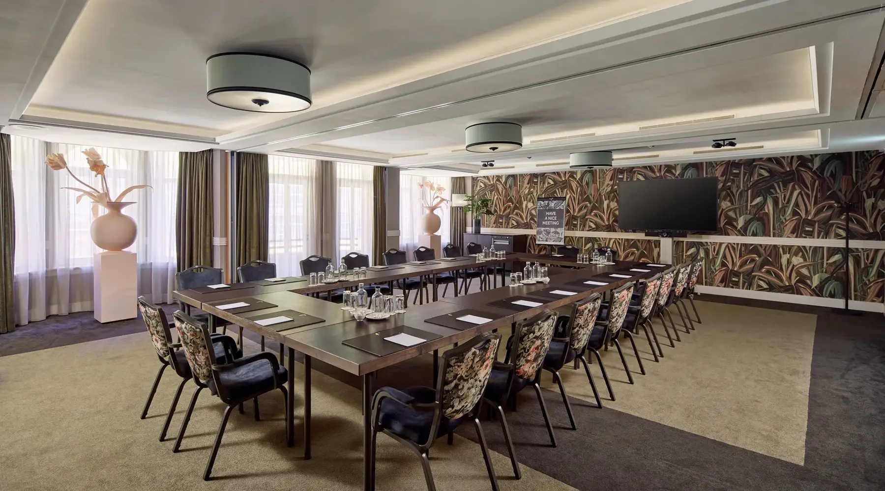 U-vorm in zaal