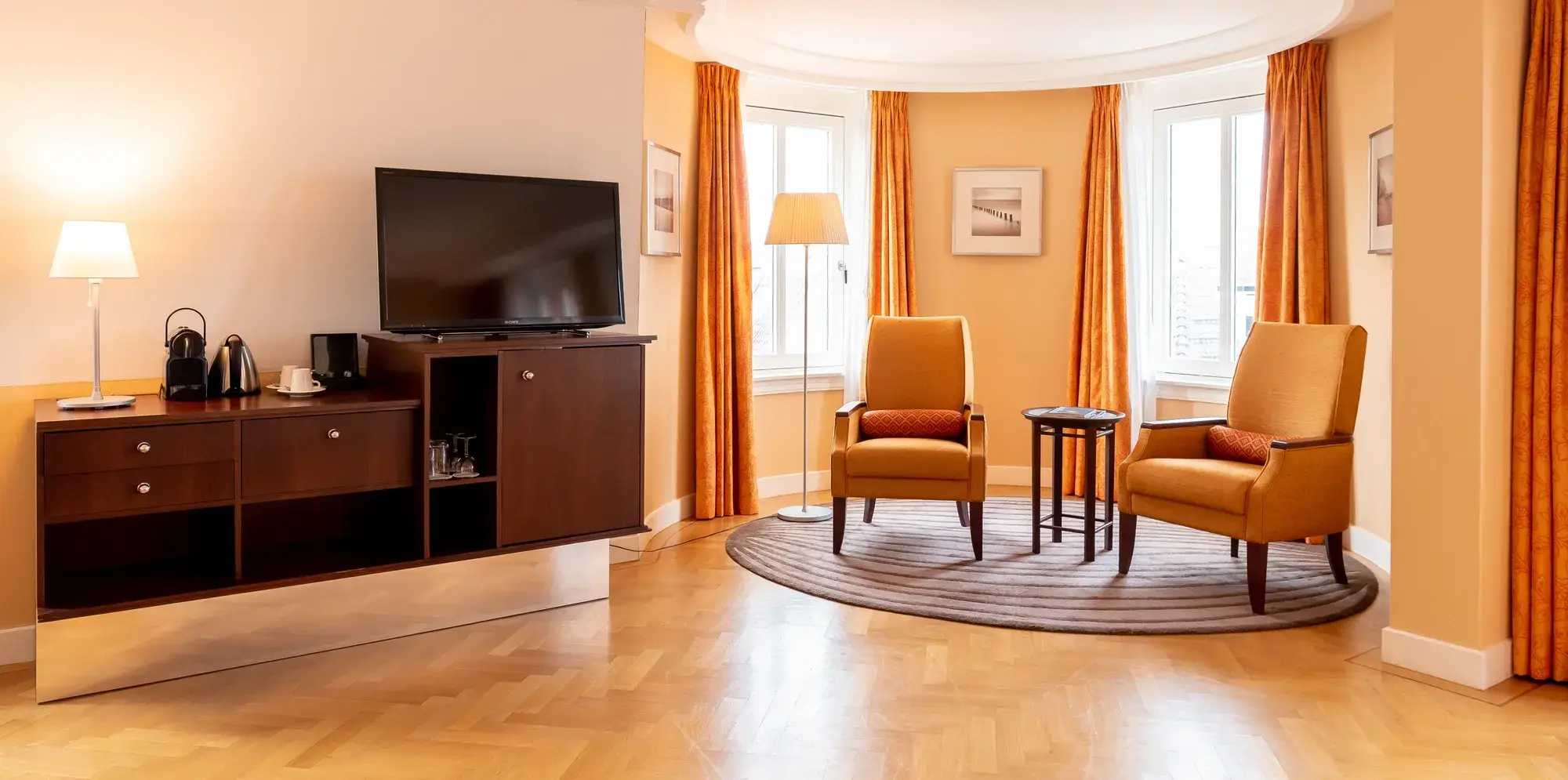 Living room disabled room
