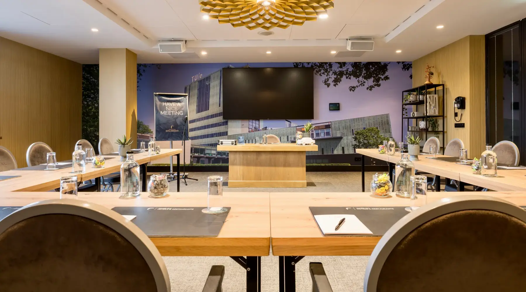 Meeting room 040 Congress & Events Van der Valk Hotel Eindhoven