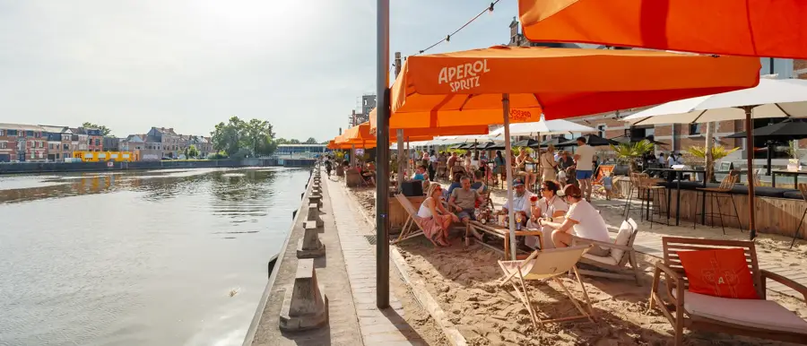 Summer bar