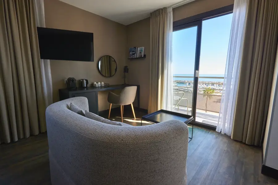 Superior Suite Sea view and balcony