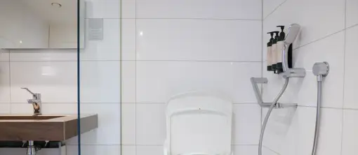 Barrierefreies Badezimmer