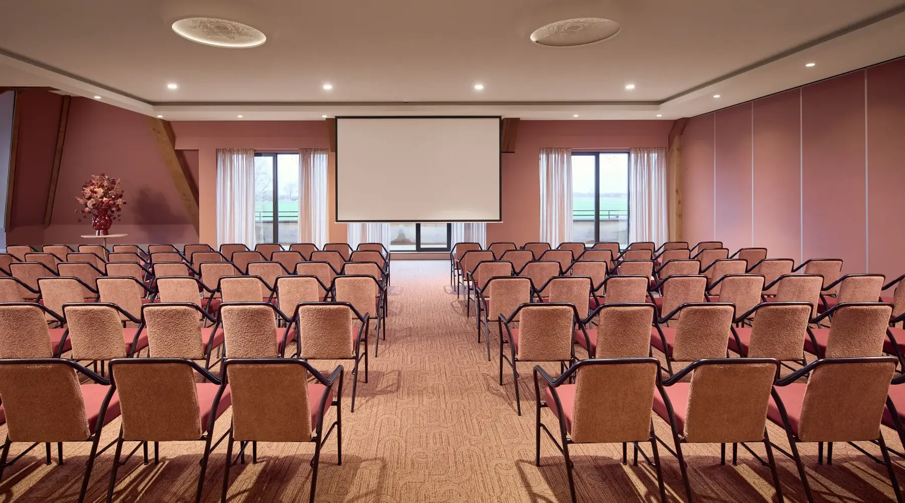 VD6 theater