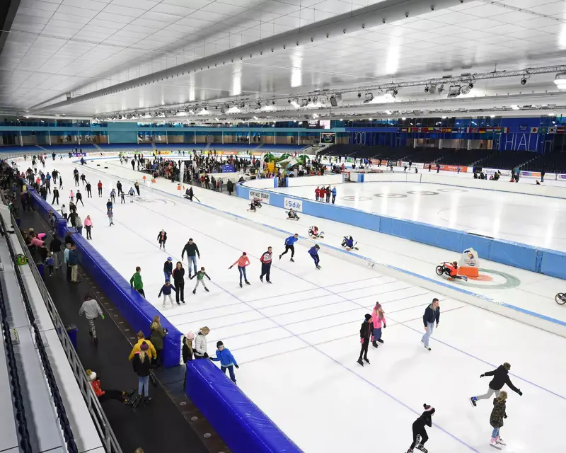 Eisläufer in Thialf