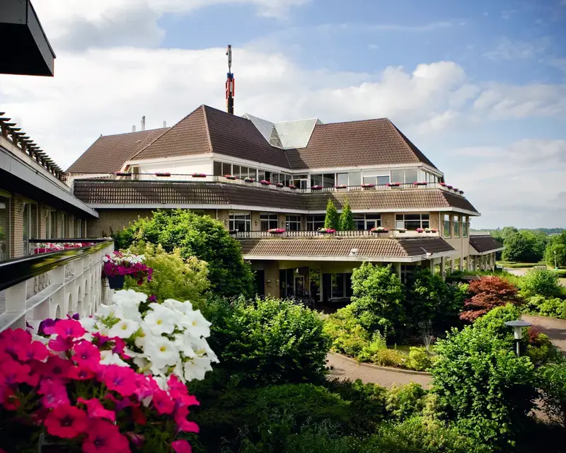 Zij aanzicht hotel