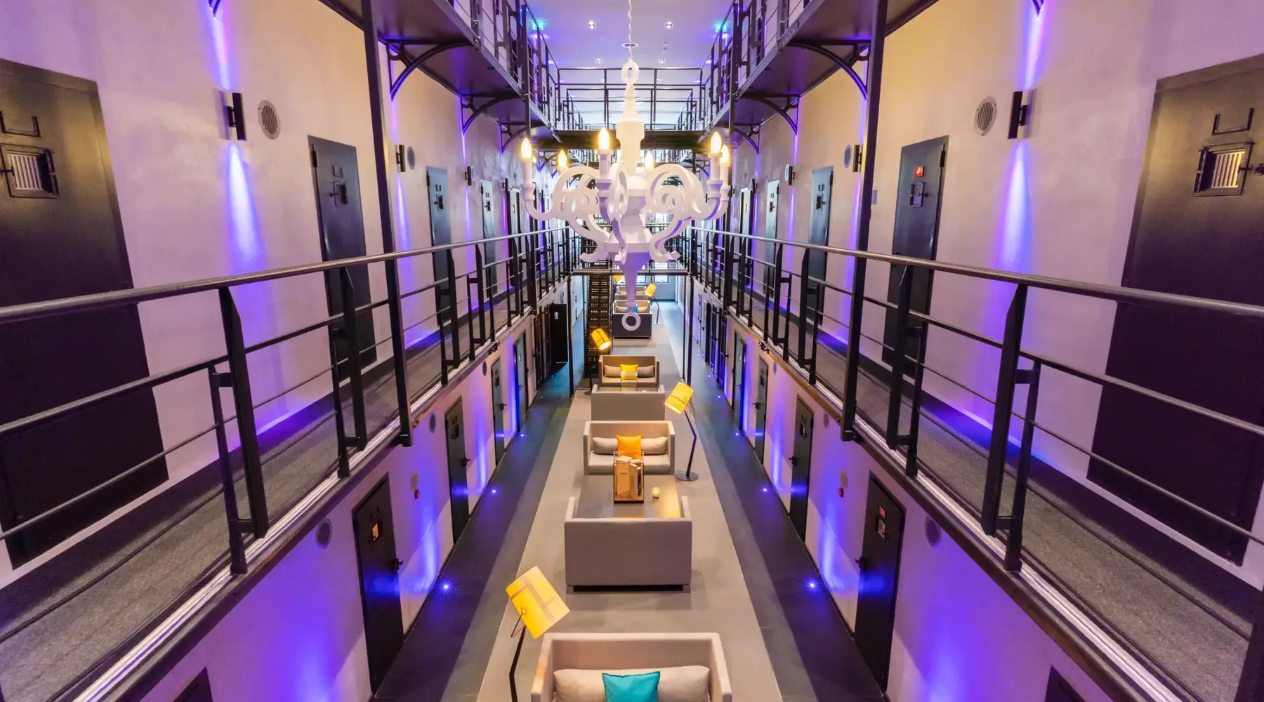 Bloc cellulaire, Hotel Arresthuis