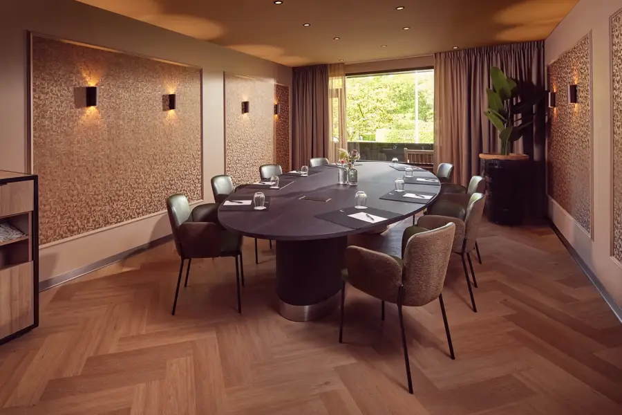Onze boardrooms bieden plaats aan maximaal 10 personen