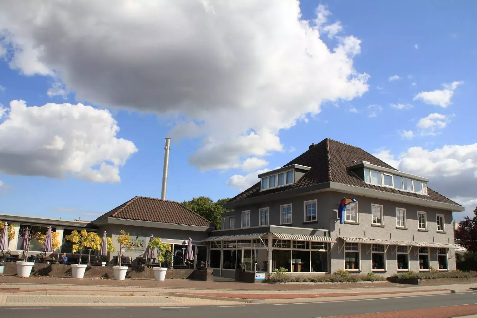Front view of Van der Valk Hotel De Molenhoek