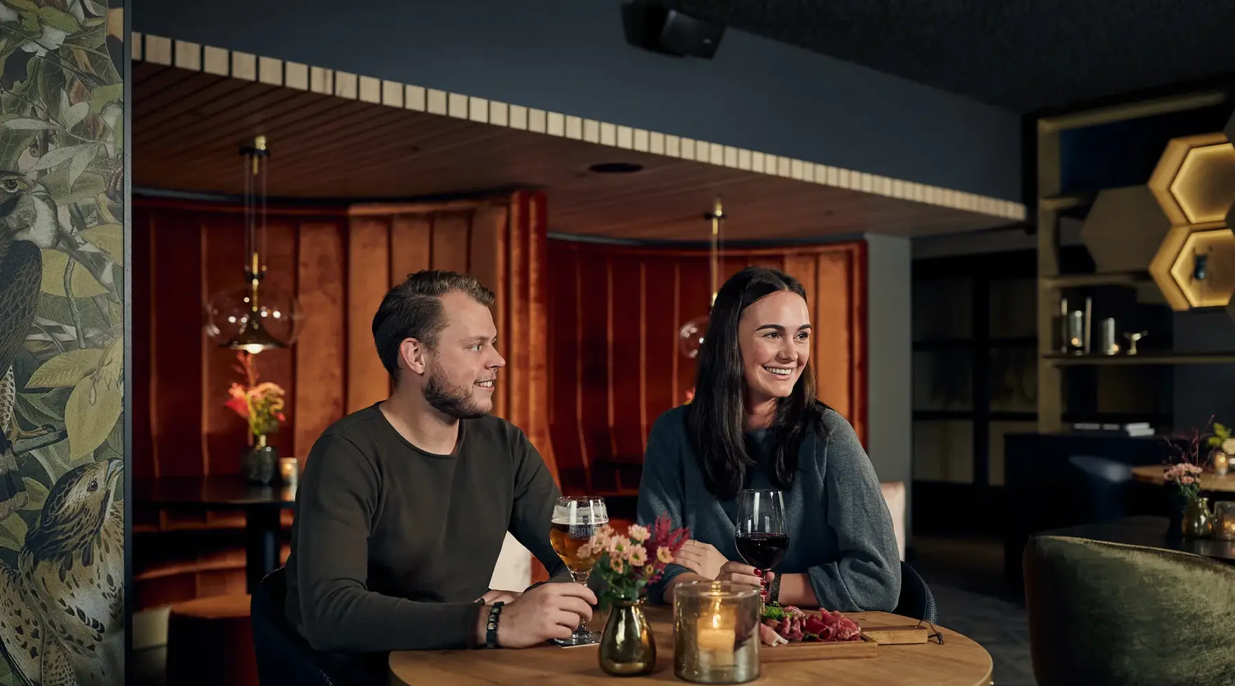 Man and woman in a hotel bar