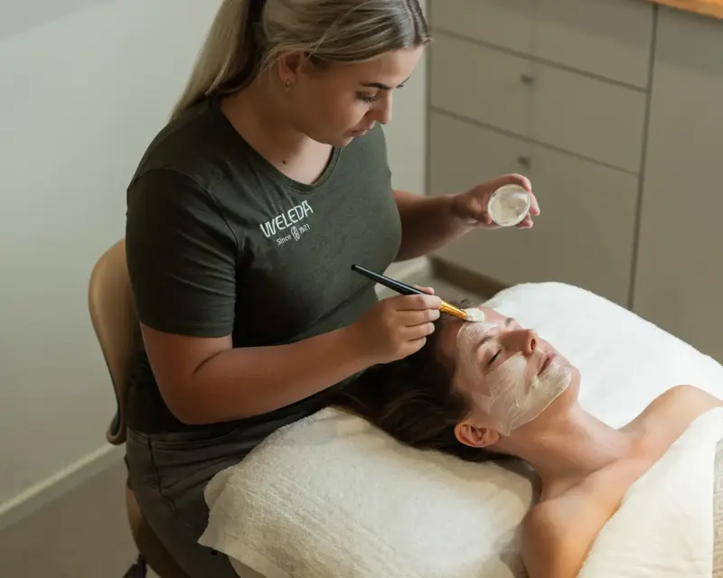 Gezichtsbehandeling | Weleda City Spa