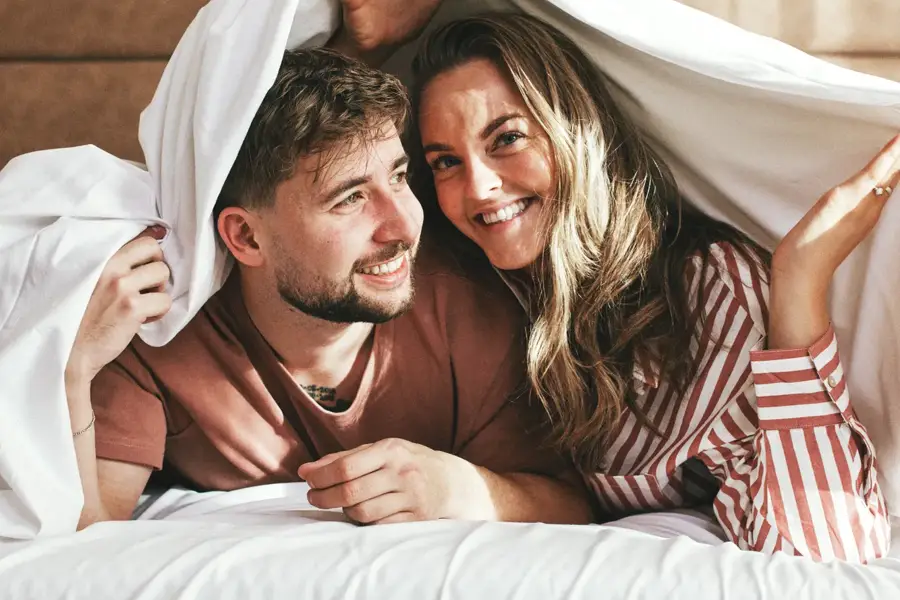 Romantisch stel in een comfort kamer van Van der Valk Hotel Gorinchem-A15