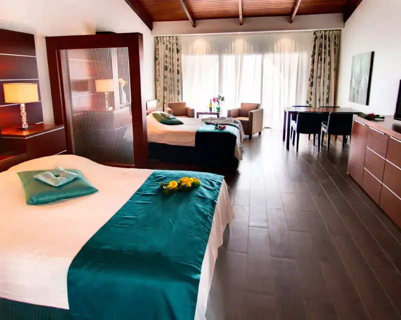 kamer valk bonaire
