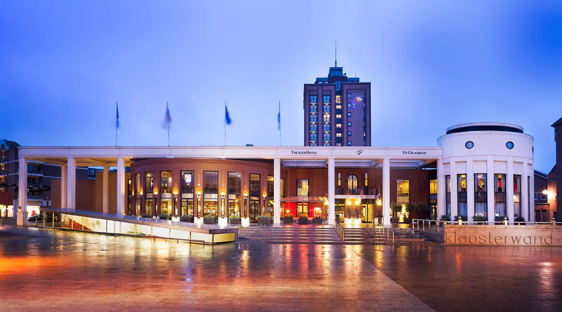 Vooraanzicht Theaterhotel De Oranjerie
